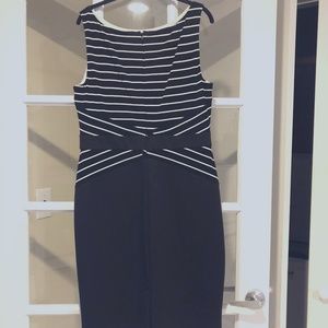 WHBM Black and White Sleeveless Dress